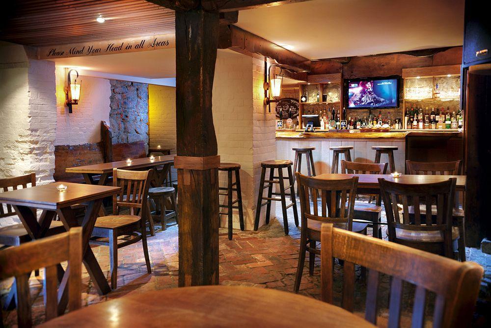 The Bear Hotel Devizes Exterior foto