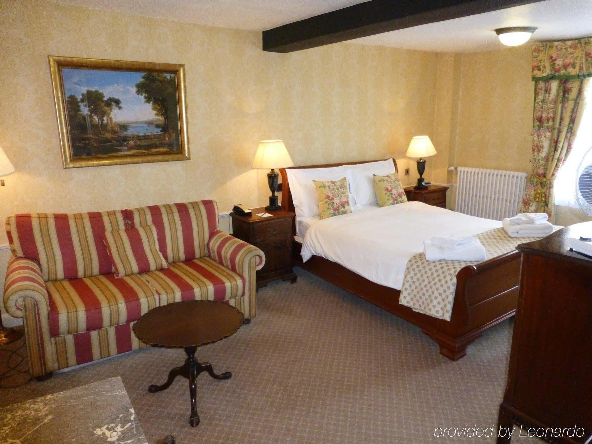 The Bear Hotel Devizes Exterior foto